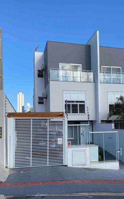 Casa C/ Piscina Casa de férias